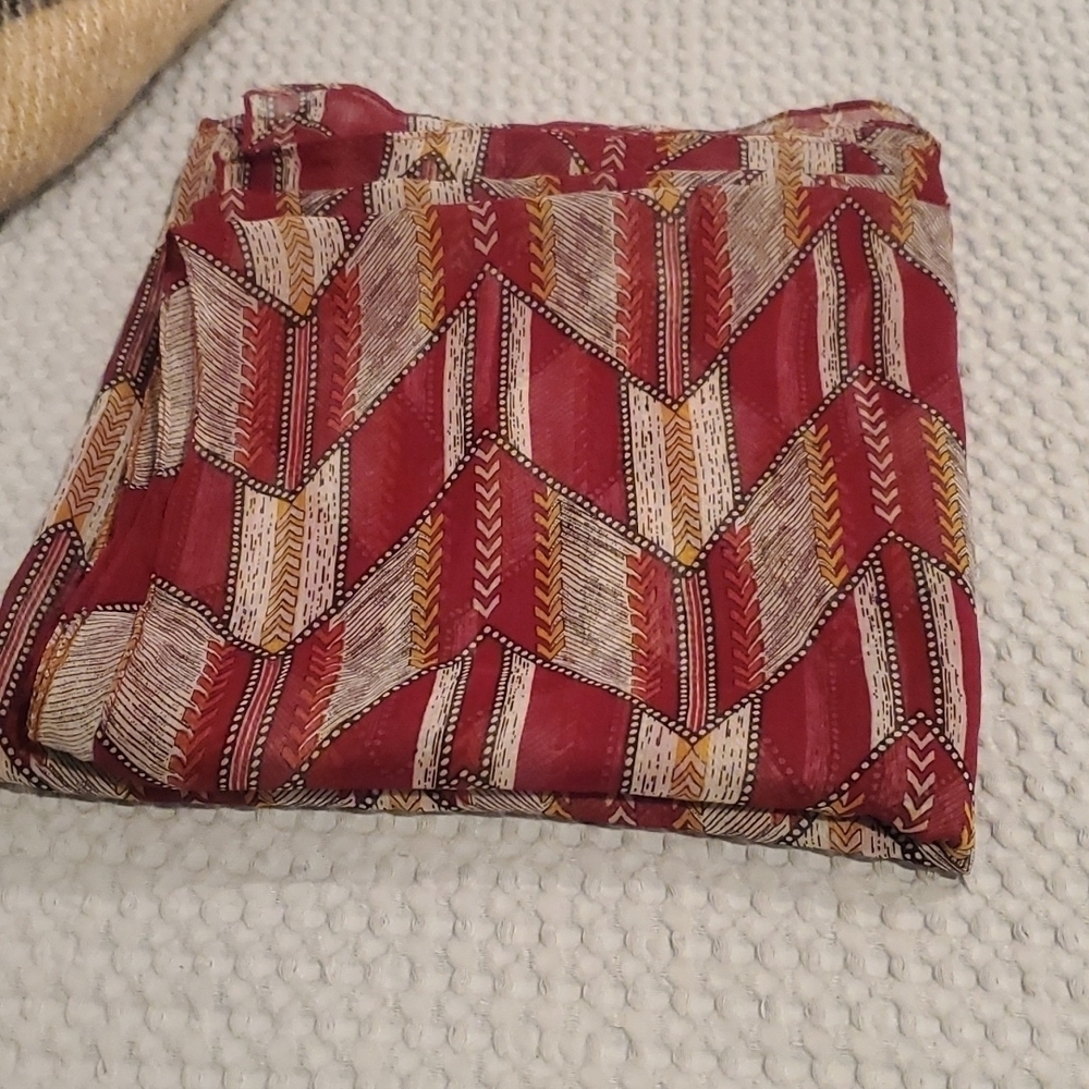 Beautiful Oblong Fall Scarf